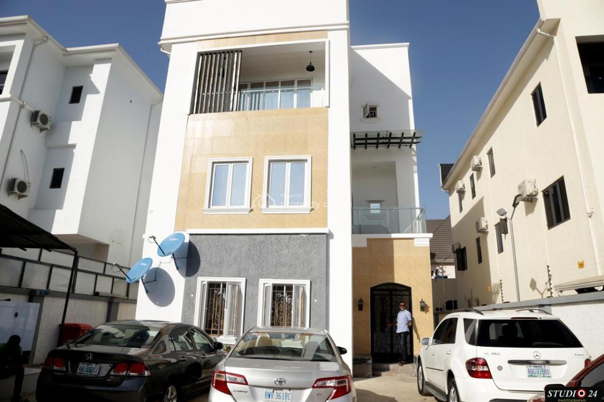 5 Bedrooms Stand Alone Fully Furnished Duplex with Separate 2 Rooms Bq, Guzape District, Abuja, Detached Duplex for Sale