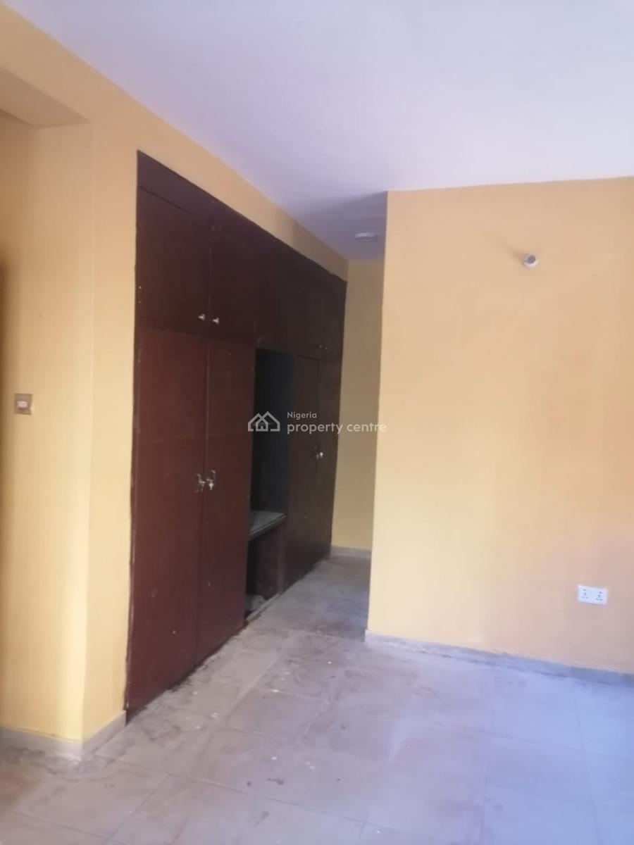 Neat and Spacious 2 Bedrooms Flat in an Estate, Thomas Estate, Ajah, Lagos, Flat / Apartment for Rent