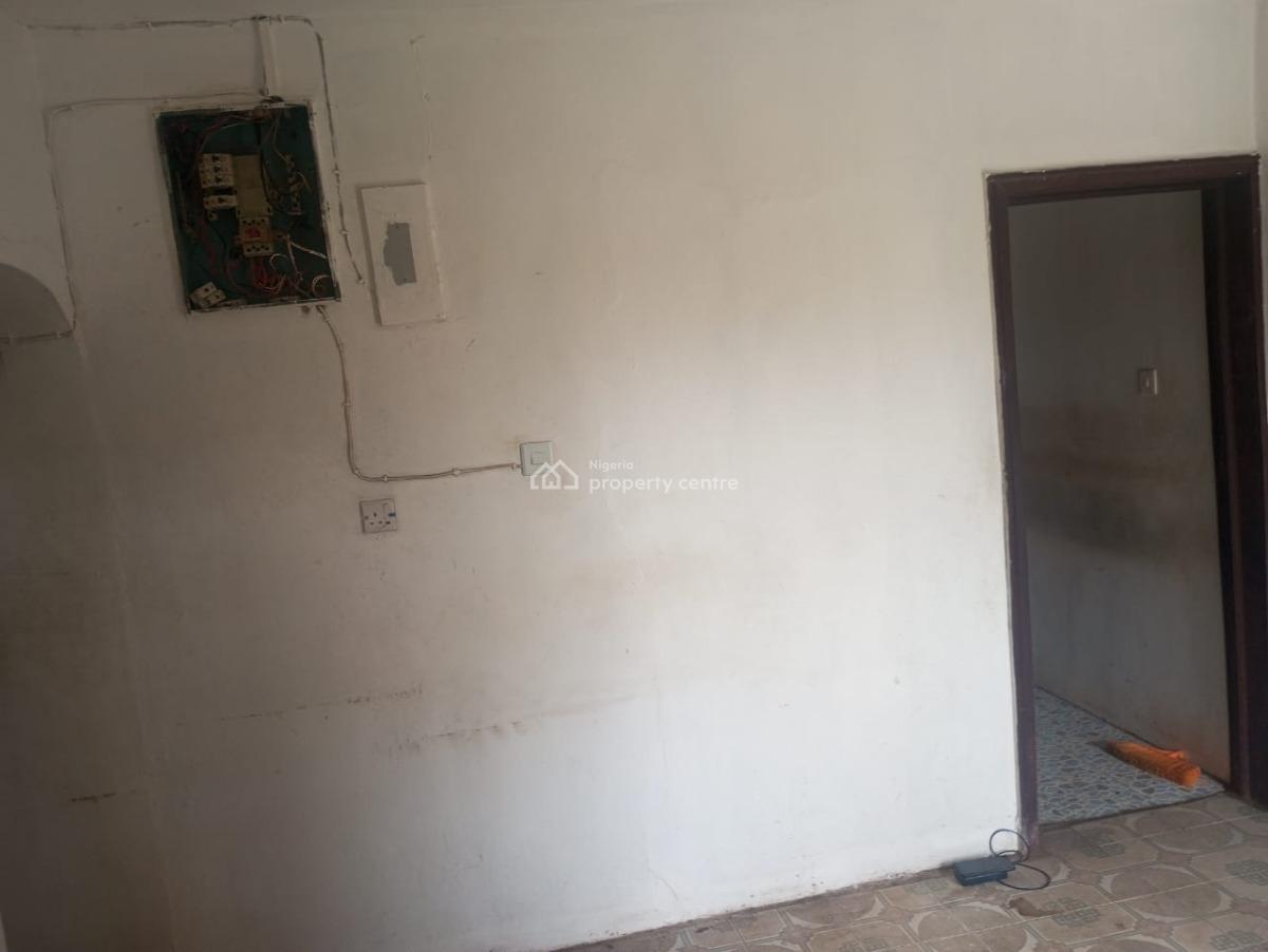 P.o.p Standard and Spacious Mini Flat with Two Toilets, Ishawo Via Agric Ikorodu, Isawo, Ikorodu, Lagos, Mini Flat (room and Parlour) for Rent