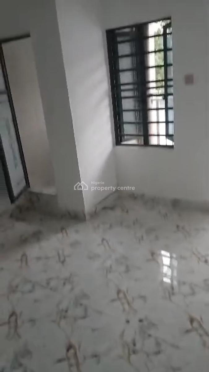 Executive Mini Flat, Ebute Metta East, Yaba, Lagos, Mini Flat (room and Parlour) for Rent