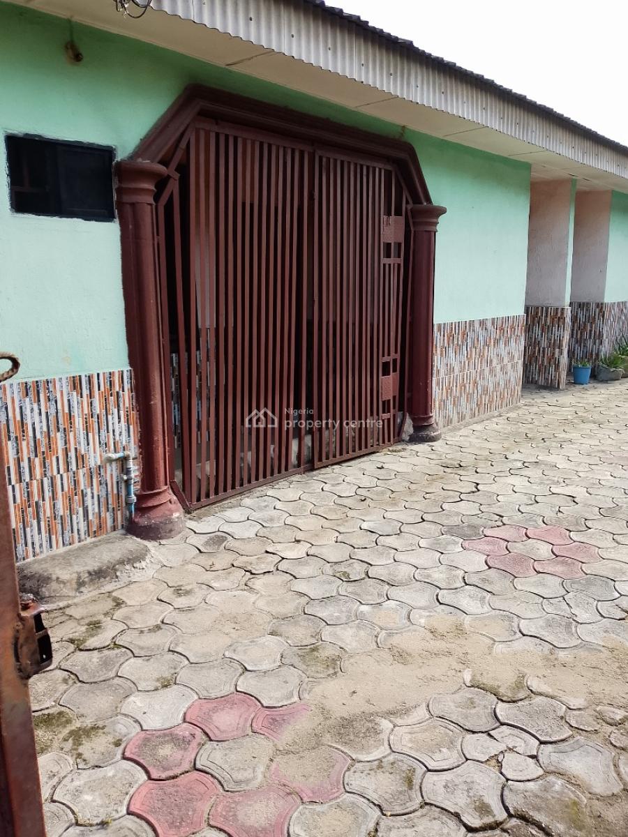 3 Bedroom Bungalow with a Selfcon and Semi-selfcon, Chinyere Maternity, Eneka, Port Harcourt, Rivers, Detached Bungalow for Sale