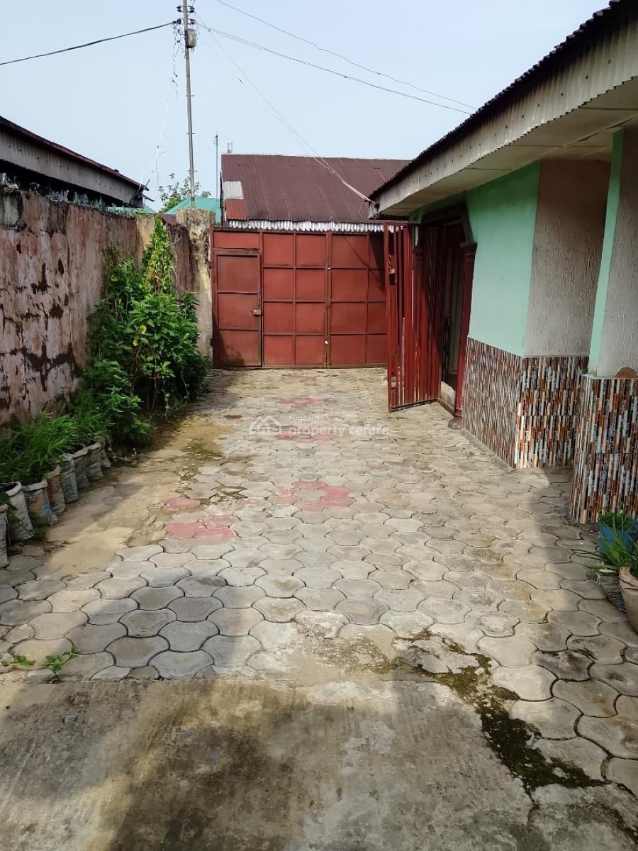 3 Bedroom Bungalow with a Selfcon and Semi-selfcon, Chinyere Maternity, Eneka, Port Harcourt, Rivers, Detached Bungalow for Sale