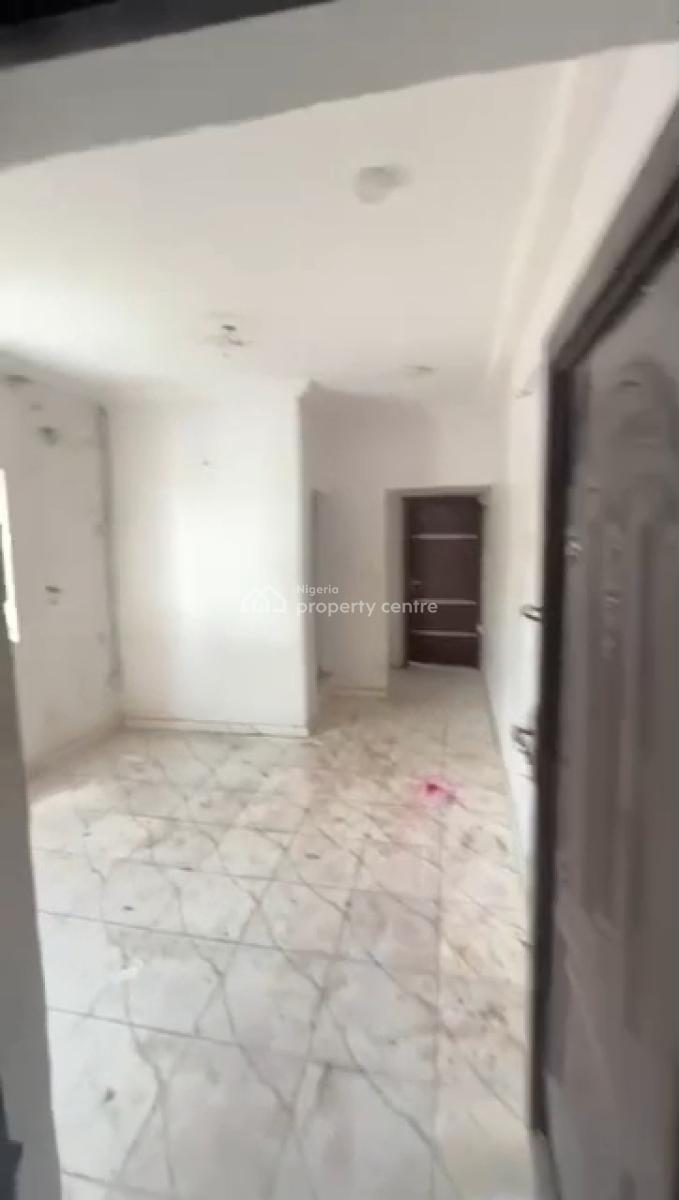 Neatly Used One Bedroom Apartment, Akoka, Yaba, Lagos, Flat / Apartment for Rent