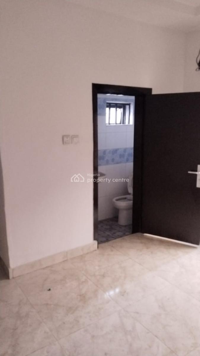 Nicely Finished 3 Bedrooms Flat, Off Sybil Iroche Street, Lekki Phase 1, Lekki, Lagos, Flat / Apartment for Rent