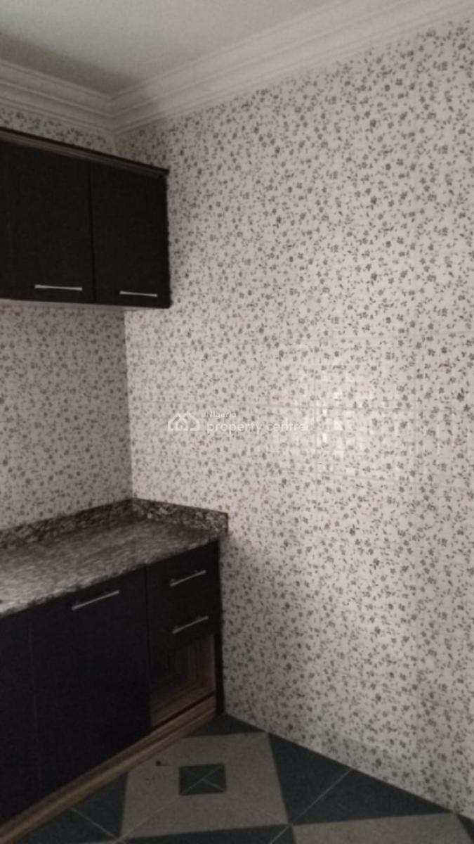 Nicely Finished 3 Bedrooms Flat, Off Sybil Iroche Street, Lekki Phase 1, Lekki, Lagos, Flat / Apartment for Rent