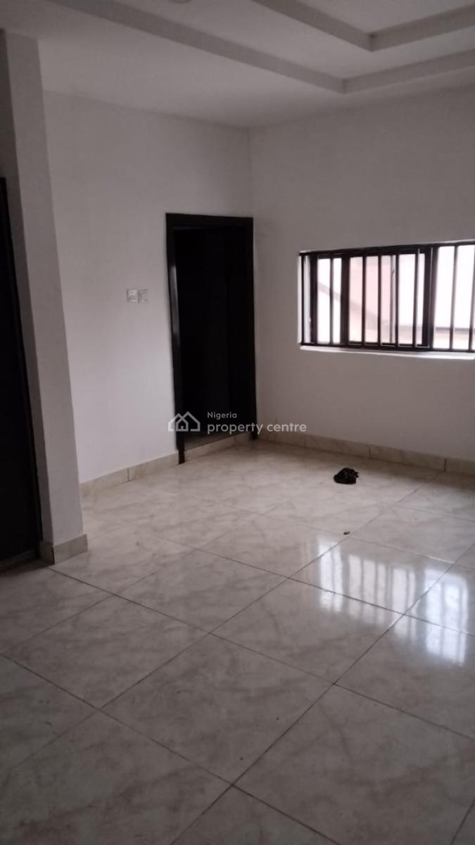 Nicely Finished 3 Bedrooms Flat, Off Sybil Iroche Street, Lekki Phase 1, Lekki, Lagos, Flat / Apartment for Rent