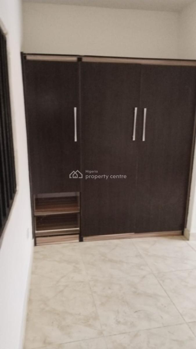 Nicely Finished 3 Bedrooms Flat, Off Sybil Iroche Street, Lekki Phase 1, Lekki, Lagos, Flat / Apartment for Rent