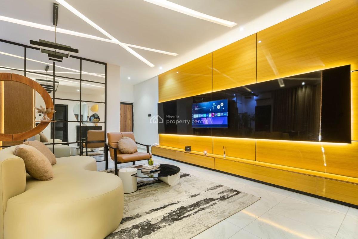 Lush 2bedroom, Off Admiralty Way, Lekki Phase 1, Lekki, Lagos, Flat / Apartment Short Let