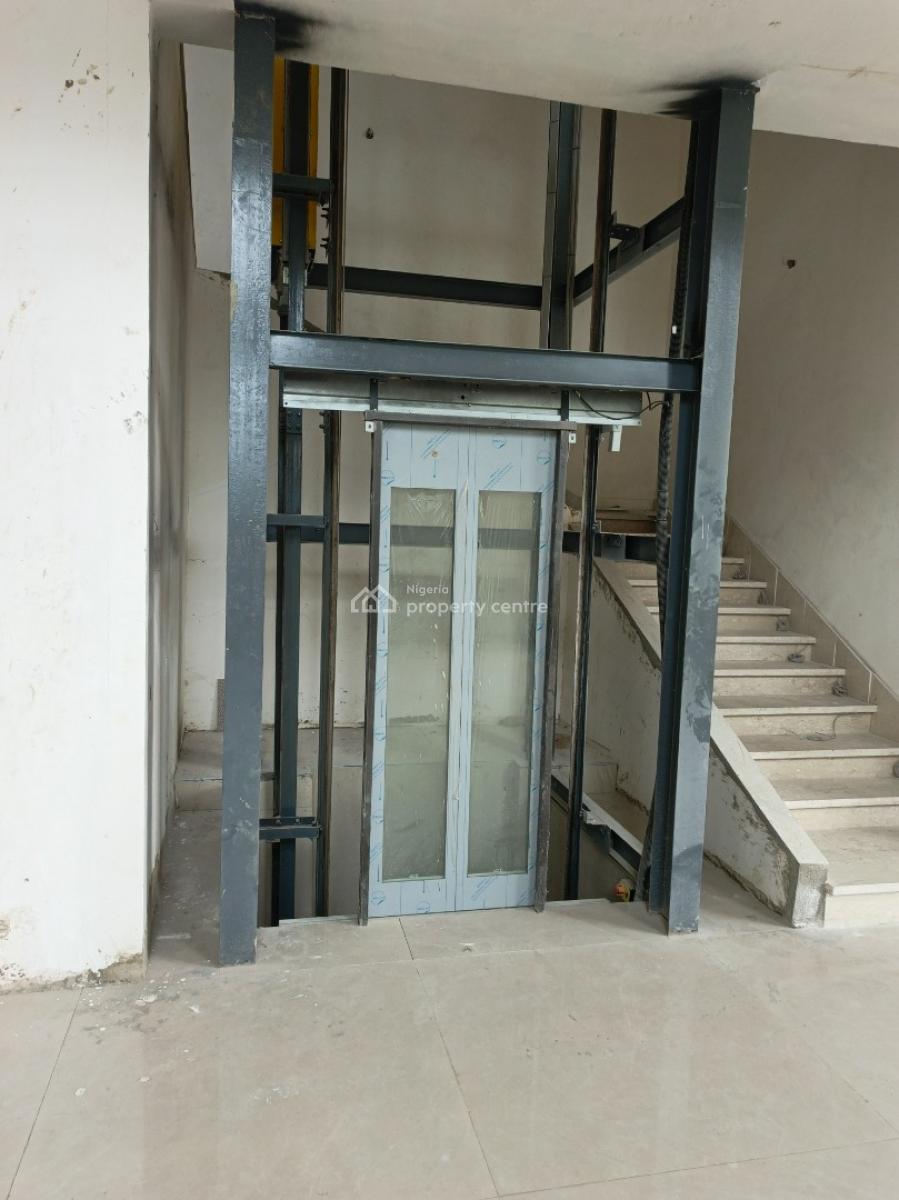 Exclusive 5 Bedroom Fully Detached Duplex, Pinnock Beach Estate, Phase 1, Jakande, Lekki., Lekki, Lagos, Detached Duplex for Sale