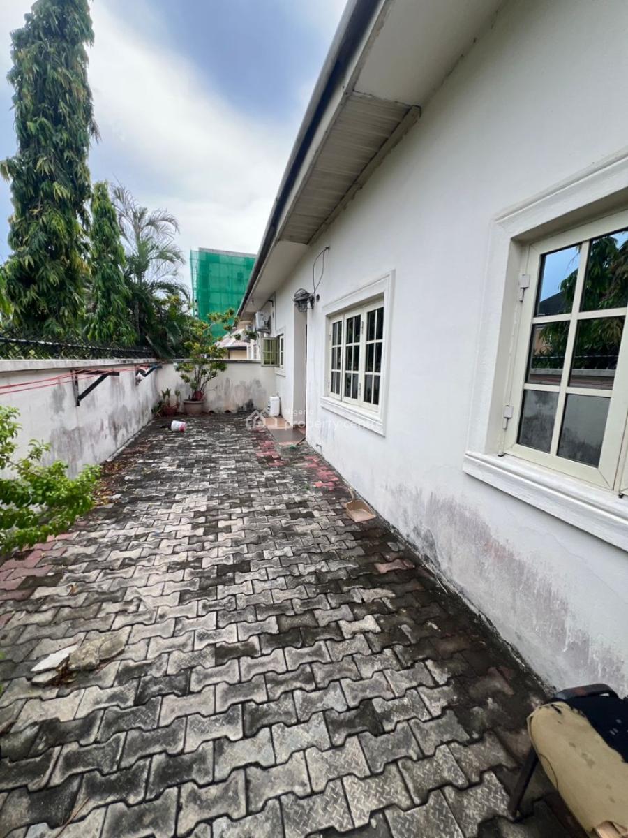 3 Bedroom Bungalow All En-suits Can Be Use for Office/residents, Lekki Phase 1, Lekki, Lagos, Detached Bungalow for Rent