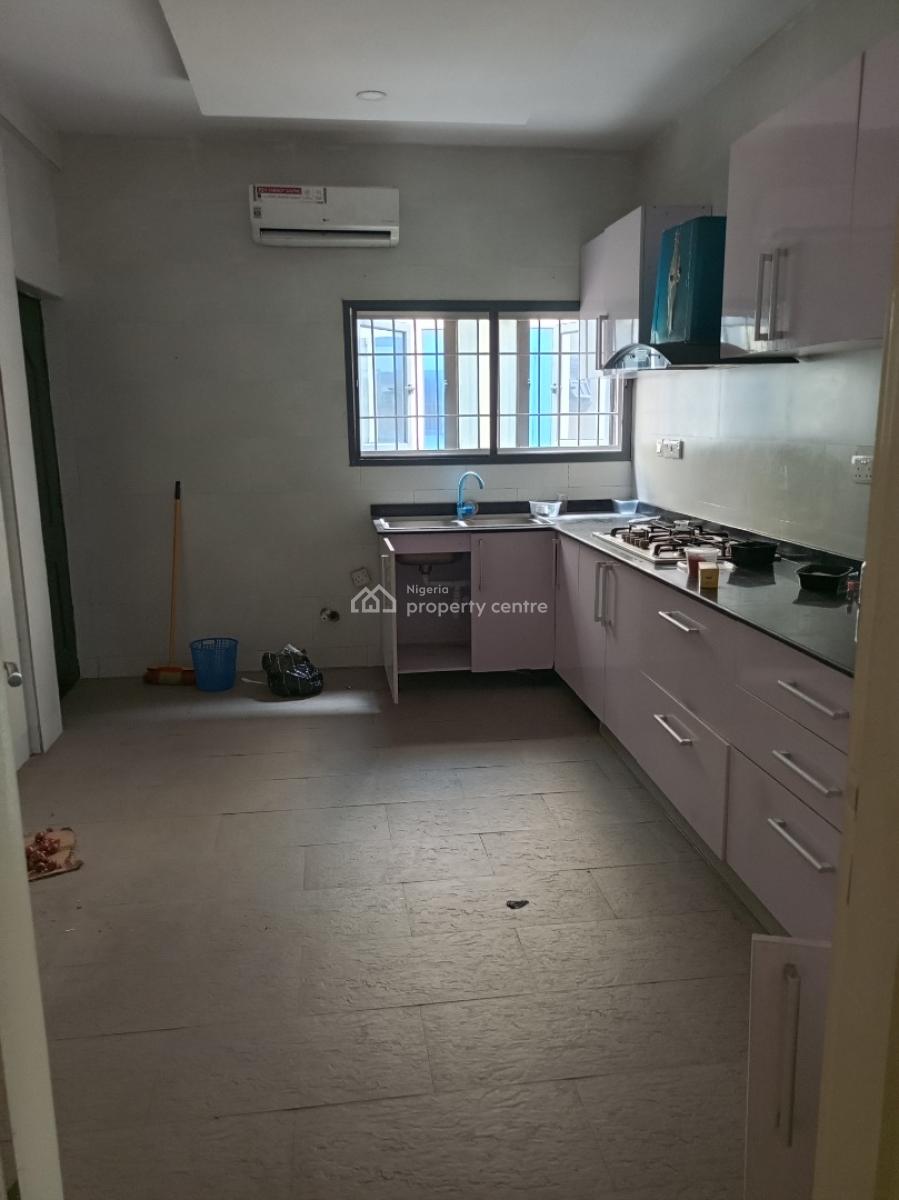 3bedroom 24/7 Light Acs Bq Gym Pool, Right Hand Side, Lekki Phase 1, Lekki, Lagos, Flat / Apartment for Rent