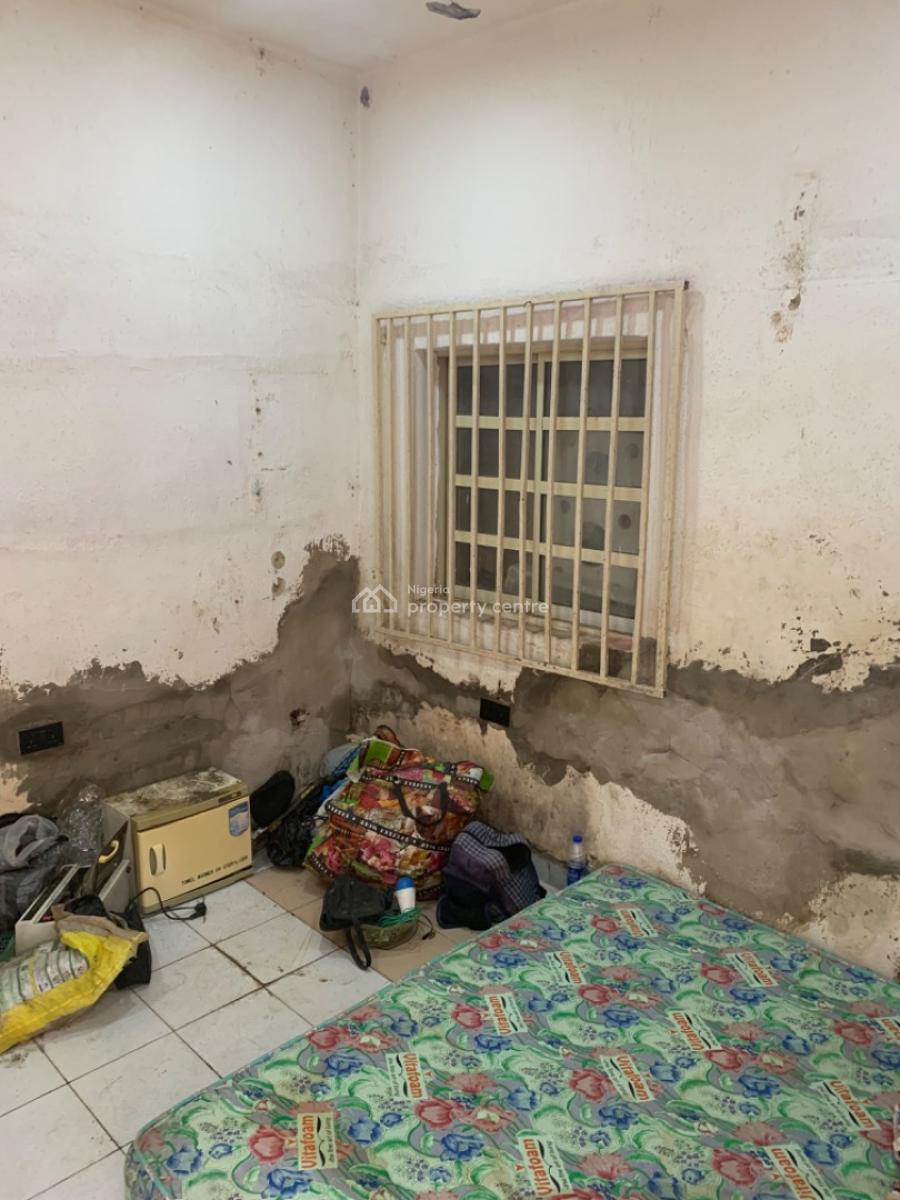 Shop Space on The Ground Floor, Zone 4, Wuse, Abuja, Zone 4, Wuse, Abuja, Shop for Rent