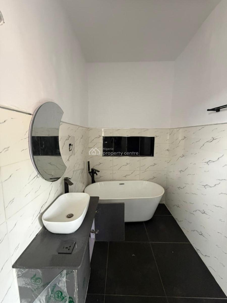 4 Bedroom Semidetached Duplex with a Room Bq and Swimming Pool, Jericho Hill Estate, Ibadan, Oyo, Semi-detached Duplex for Sale