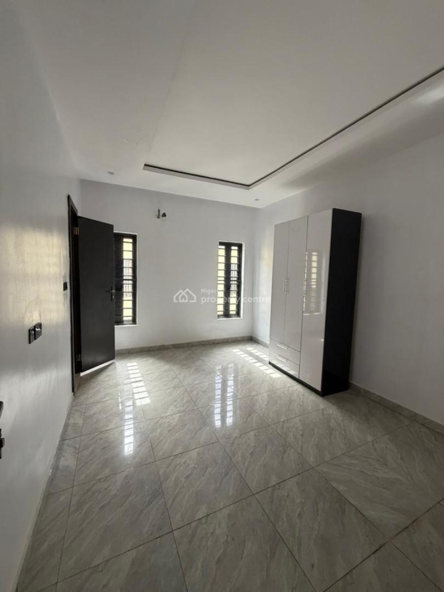 4 Bedroom Semidetached Duplex with a Room Bq and Swimming Pool, Jericho Hill Estate, Ibadan, Oyo, Semi-detached Duplex for Sale