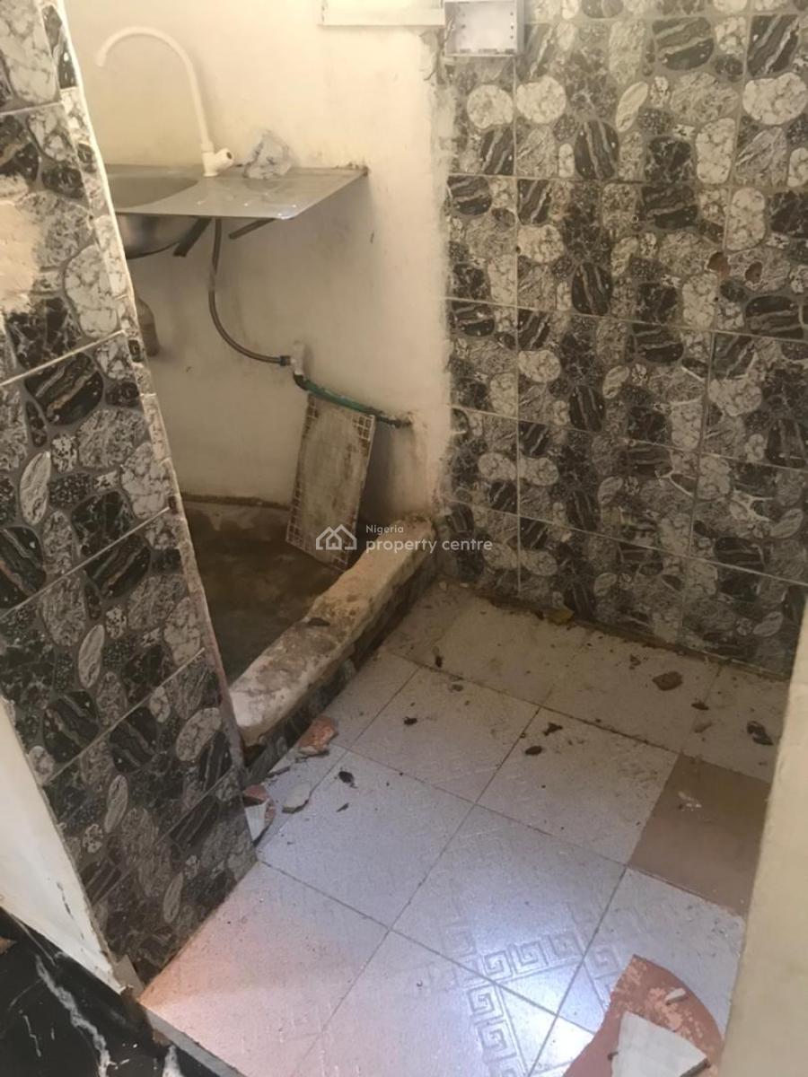 Nice 1 Bedroom with Excellent Finishing, Lekki Phase 1, Lekki, Lagos, Self Contain (single Rooms) for Rent