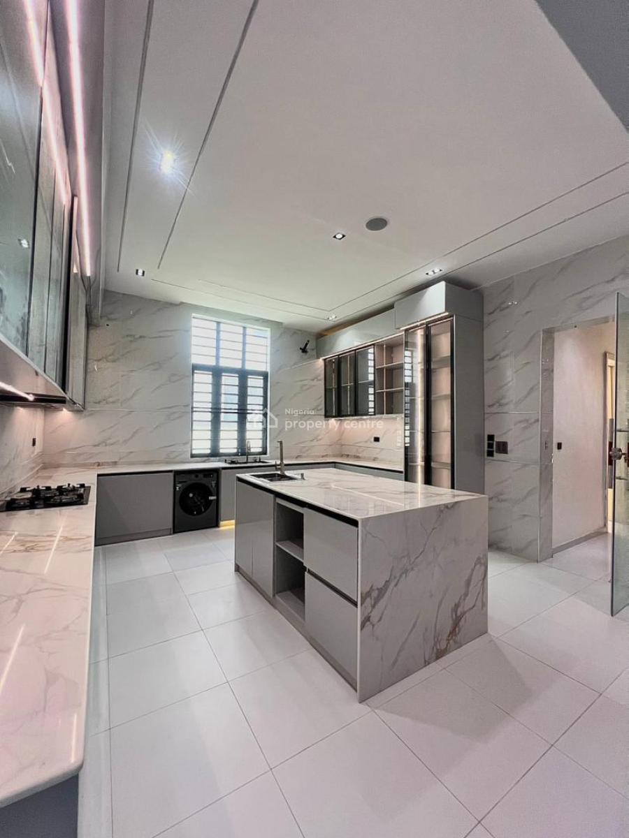 Luxury & Spacious 6-bedroom Fully Detached House + Bq, Chevron, Lekki, Lagos, Detached Duplex for Sale