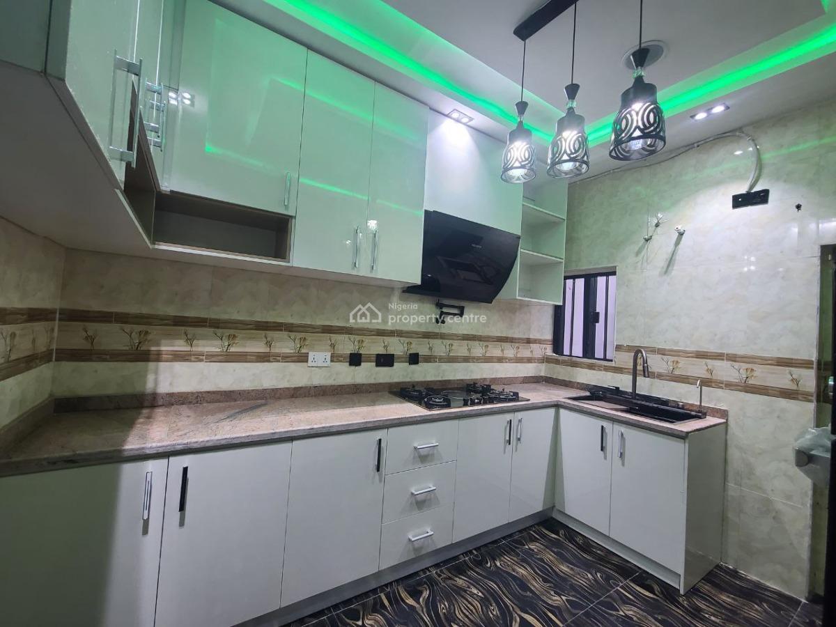 End Unit - High-end 4 Bedroom Luxury Duplex, World Bank Housing Estate, New Owerri, Owerri Municipal, Imo, Semi-detached Duplex for Sale