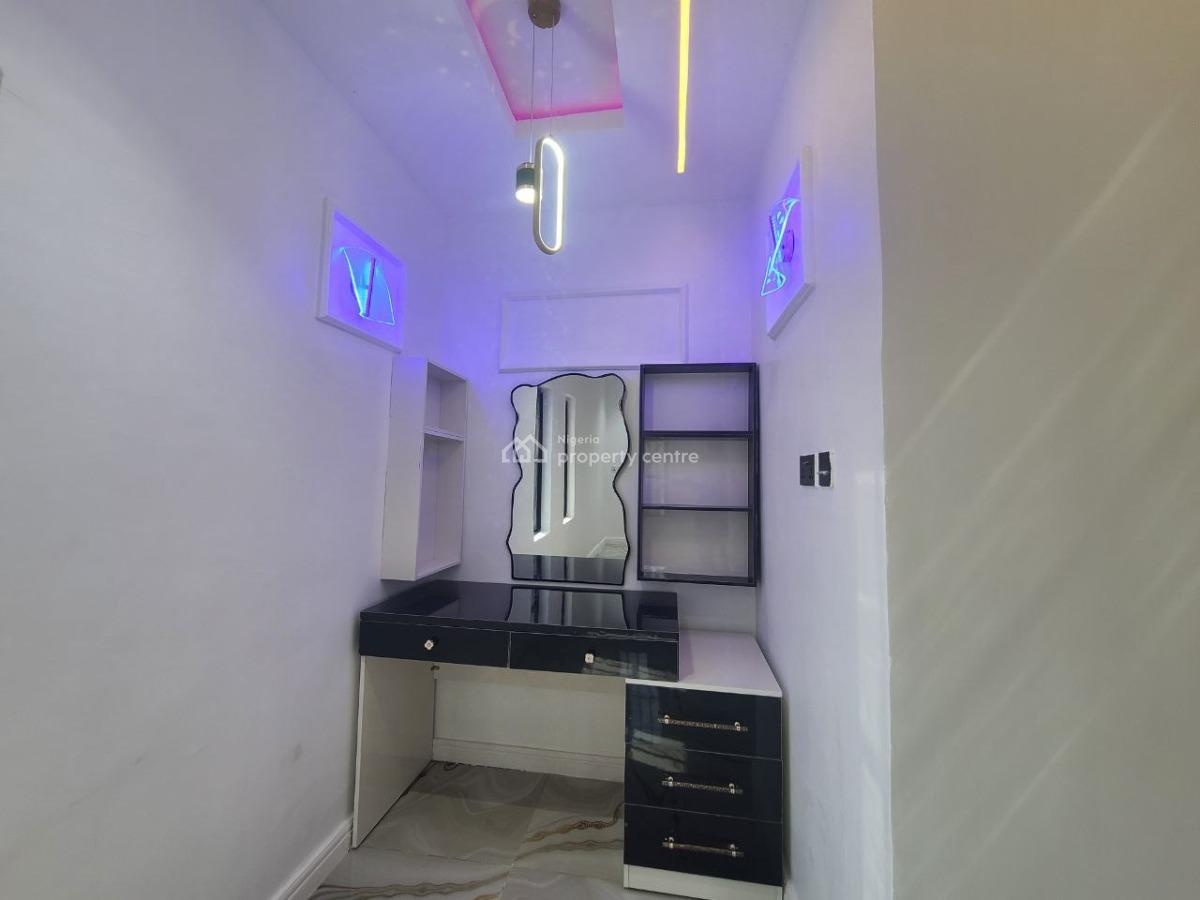 End Unit - High-end 4 Bedroom Luxury Duplex, World Bank Housing Estate, New Owerri, Owerri Municipal, Imo, Semi-detached Duplex for Sale