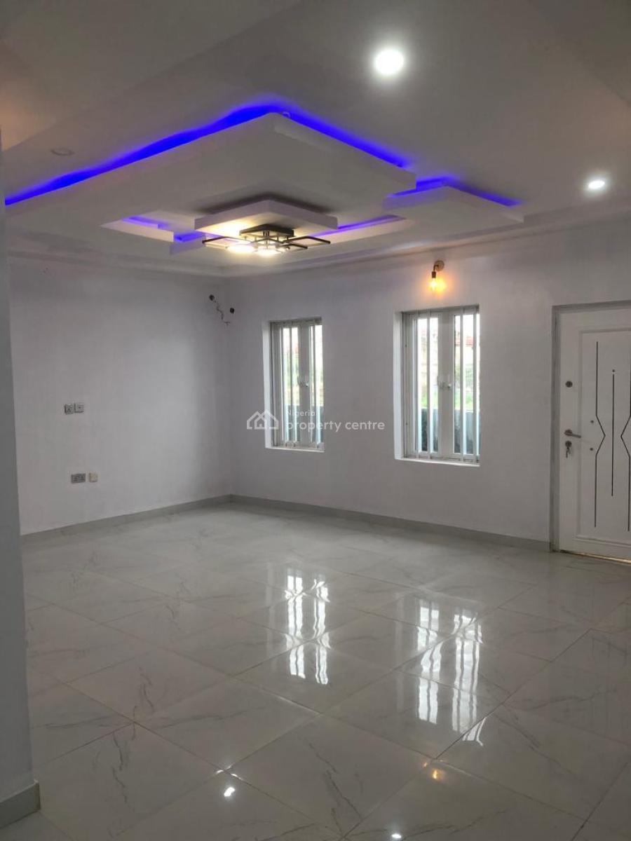 Spacious 4-bedroom Fully Detached Duplex with Bq, Ologuneru, Ibadan, Oyo, Detached Duplex for Sale