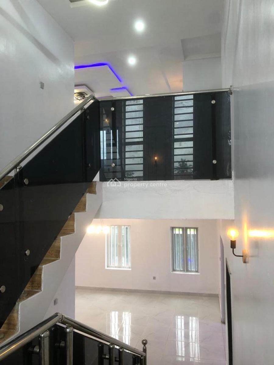 Spacious 4-bedroom Fully Detached Duplex with Bq, Ologuneru, Ibadan, Oyo, Detached Duplex for Sale