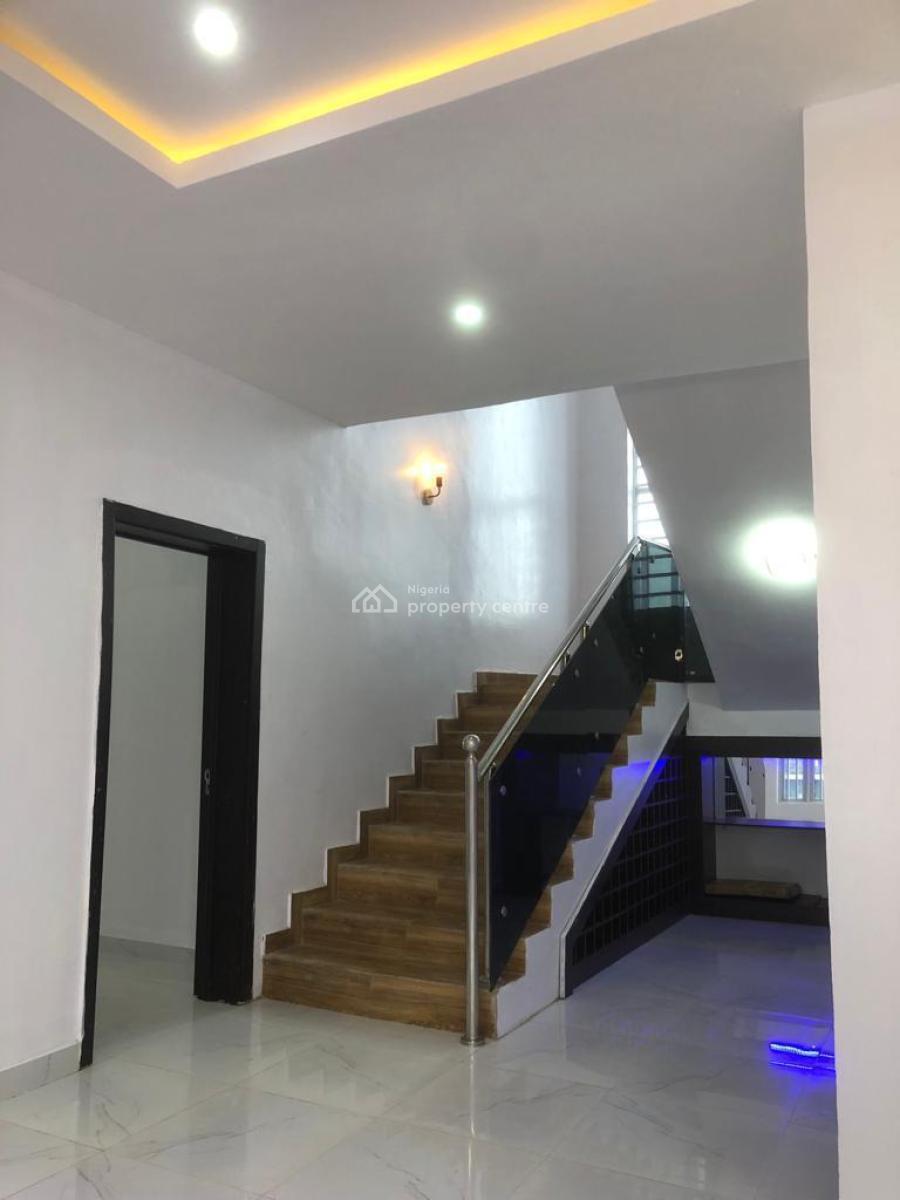 Spacious 4-bedroom Fully Detached Duplex with Bq, Ologuneru, Ibadan, Oyo, Detached Duplex for Sale