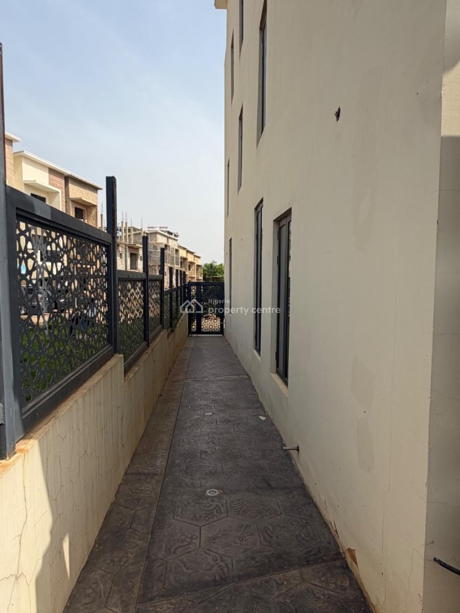 Executive 5-bedroom Detached Duplex  Ac Fitted, Regent Street, Mabushi, Abuja, Detached Duplex for Sale