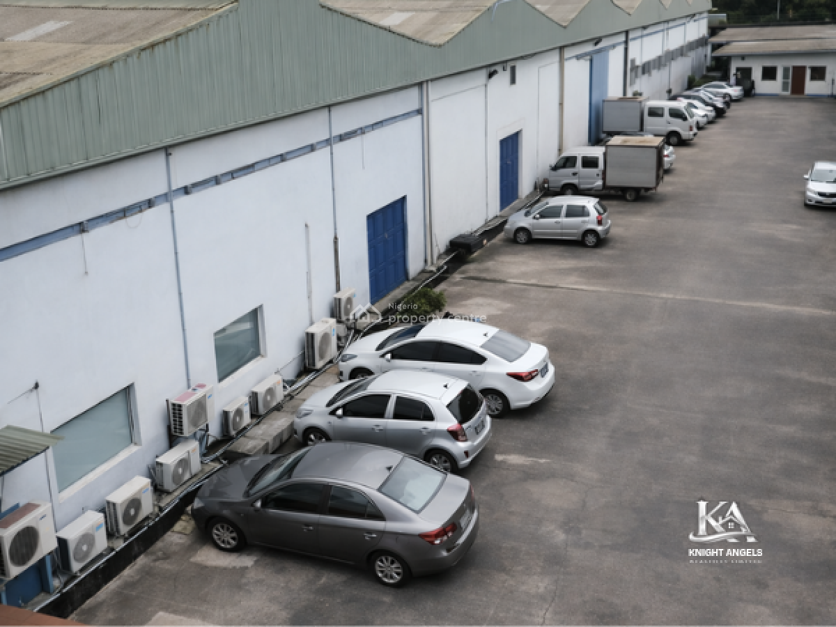 Prime Industrial Warehouse  on 51,640 Sqm Land, Apapa Oshodi Expressway, Isolo, Lagos, Warehouse for Sale