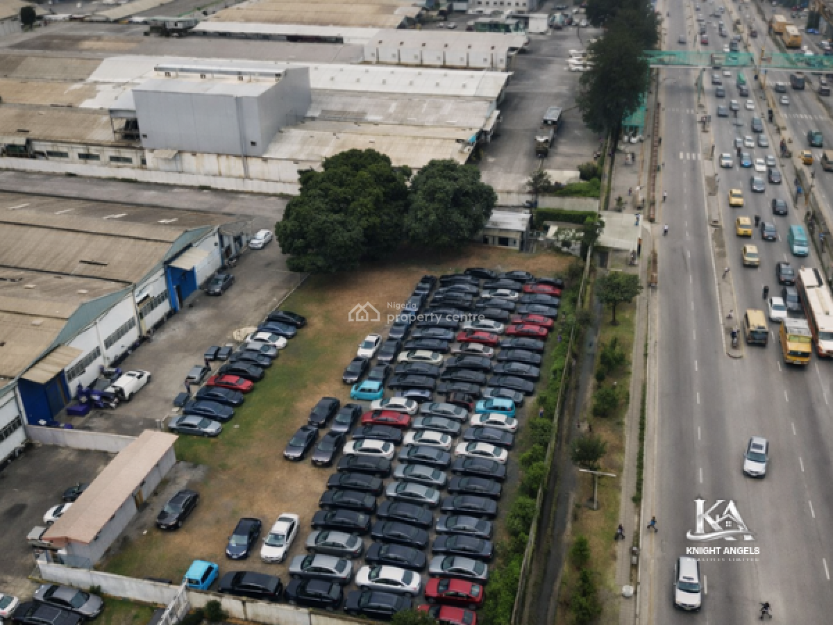 Prime Industrial Warehouse  on 51,640 Sqm Land, Apapa Oshodi Expressway, Isolo, Lagos, Warehouse for Sale