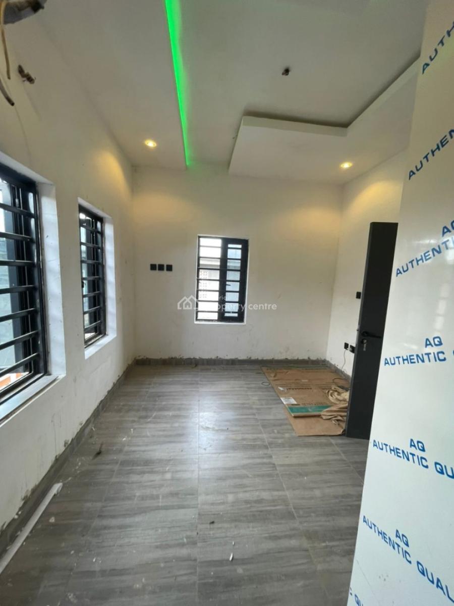 3bed Duplex Fo Sell, Maryland Ikeja, Mende, Maryland, Lagos, Flat / Apartment for Sale