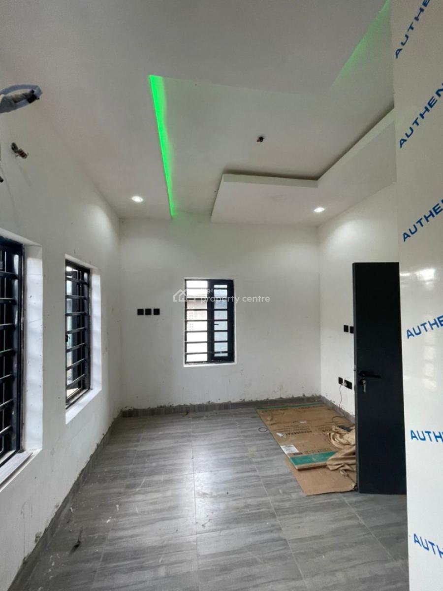 3bed Duplex Fo Sell, Maryland Ikeja, Mende, Maryland, Lagos, Flat / Apartment for Sale