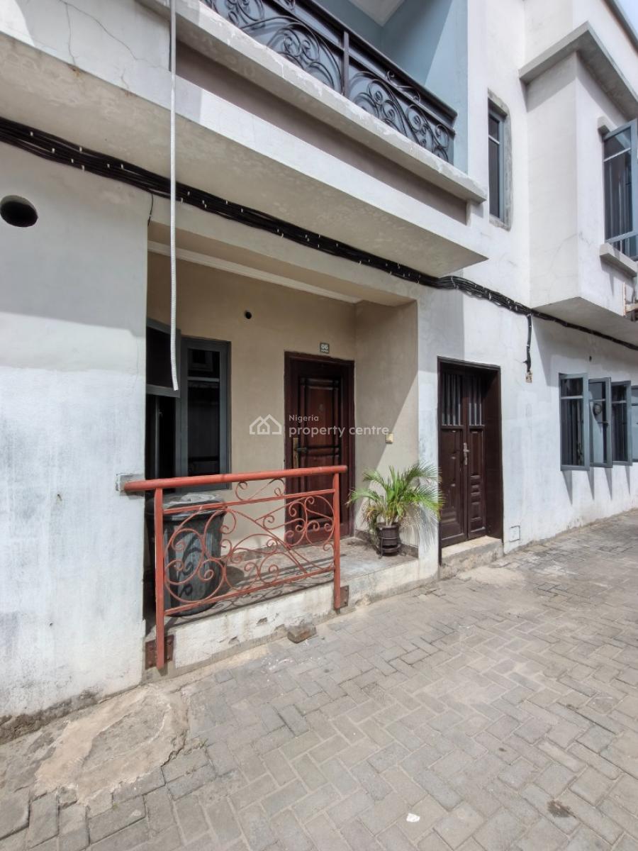 Smart Conducive Mini Flat (room and Parlor) Apartment., in a Very Good Estate at Ogombo, Abraham Adesanya Axis, Ajah Lagos., Ajah, Lagos, Mini Flat (room and Parlour) for Rent