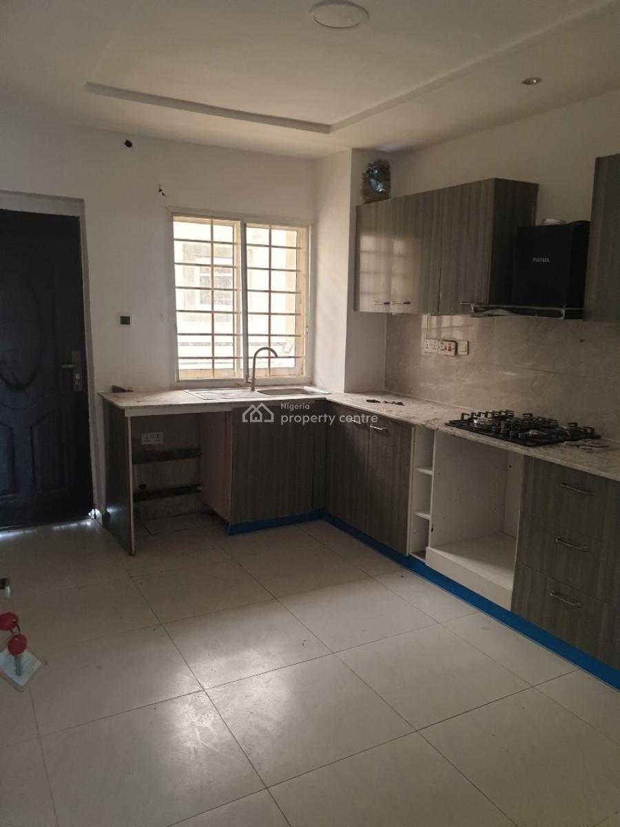 a 2 Bedroom Apartment, All Rooms Fully Ensuite, Orchid Road, Lekki, Lagos, Flat / Apartment for Sale