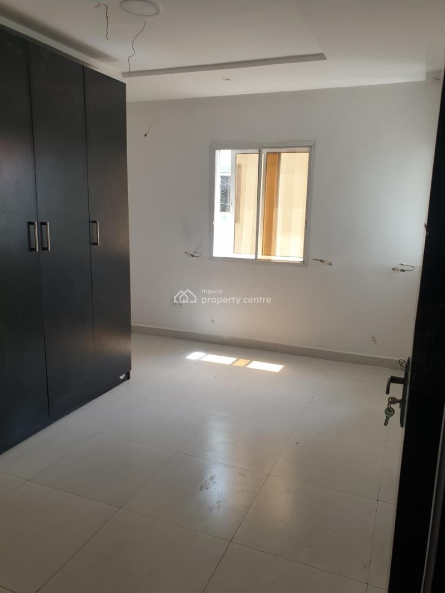 a 2 Bedroom Apartment, All Rooms Fully Ensuite, Orchid Road, Lekki, Lagos, Flat / Apartment for Sale