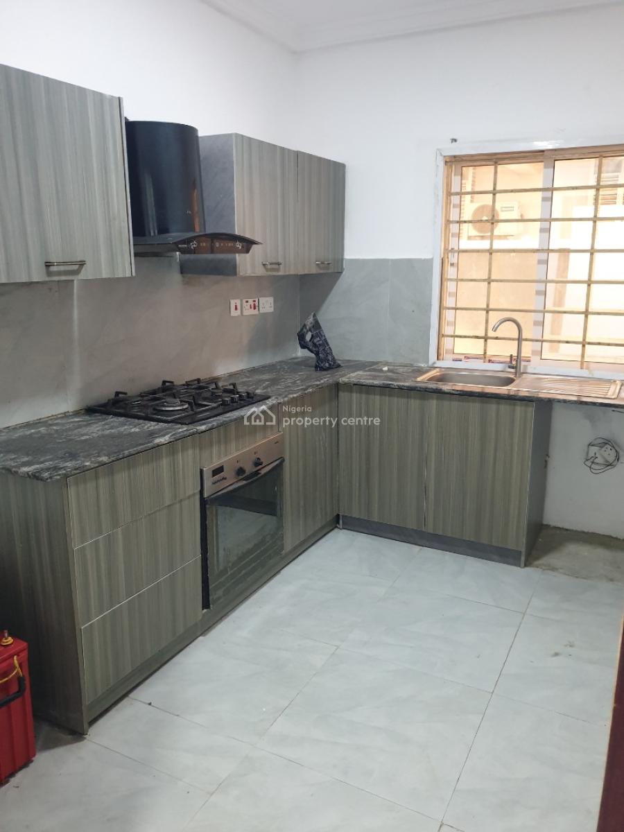 a Well Organized 2 Bedroom Apartment, Orchid Road, Lekki, Lagos, Flat / Apartment for Rent