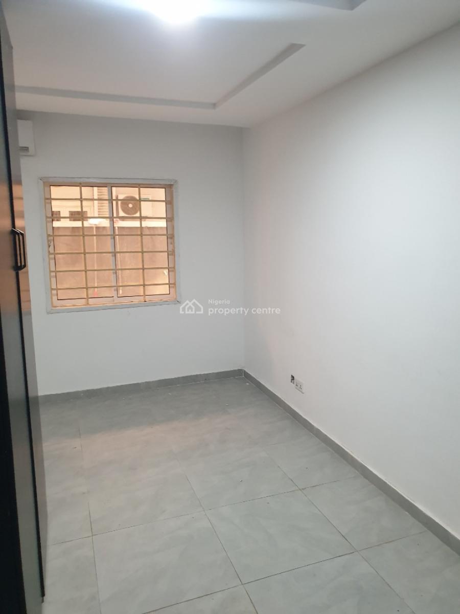 a Well Organized 2 Bedroom Apartment, Orchid Road, Lekki, Lagos, Flat / Apartment for Rent