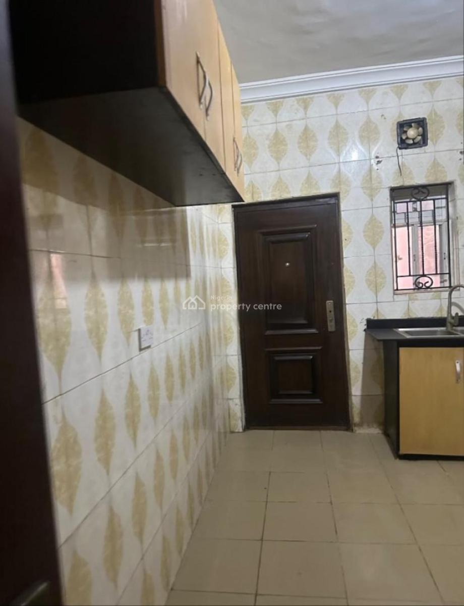 Self Compound 3 Bedroom Terrace Duplex, Ikate, Lekki, Lagos, Terraced Duplex for Sale