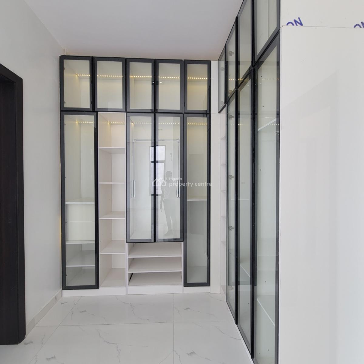 Gorgeous 5 Bedroom Duplex with a Bq and a Pool Within a Serene Estate, Chevron, Lekki, Lagos, Detached Duplex for Sale