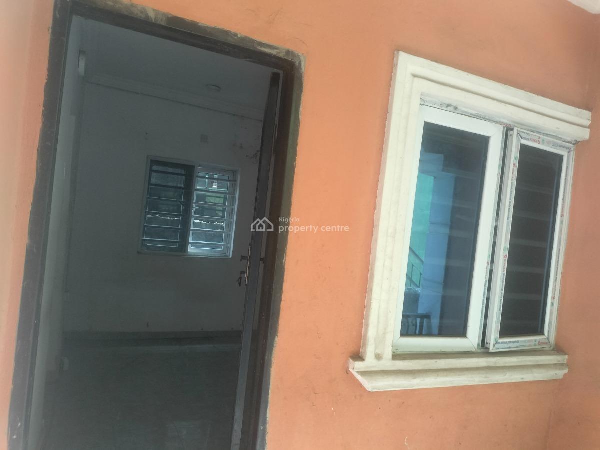 Relatively New Mini Flat in a Gated Neighbourhood with Band a Light, Ketu, Ketu, Lagos, Mini Flat (room and Parlour) for Rent
