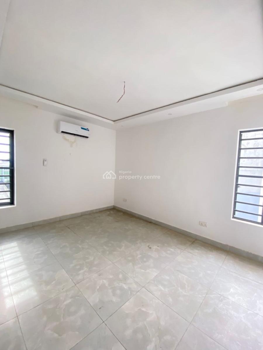 Exquisite 3 Bedroom Apartment with Elevator, Gym, Lounge & Bq, Lekki, Lagos, Flat / Apartment for Sale