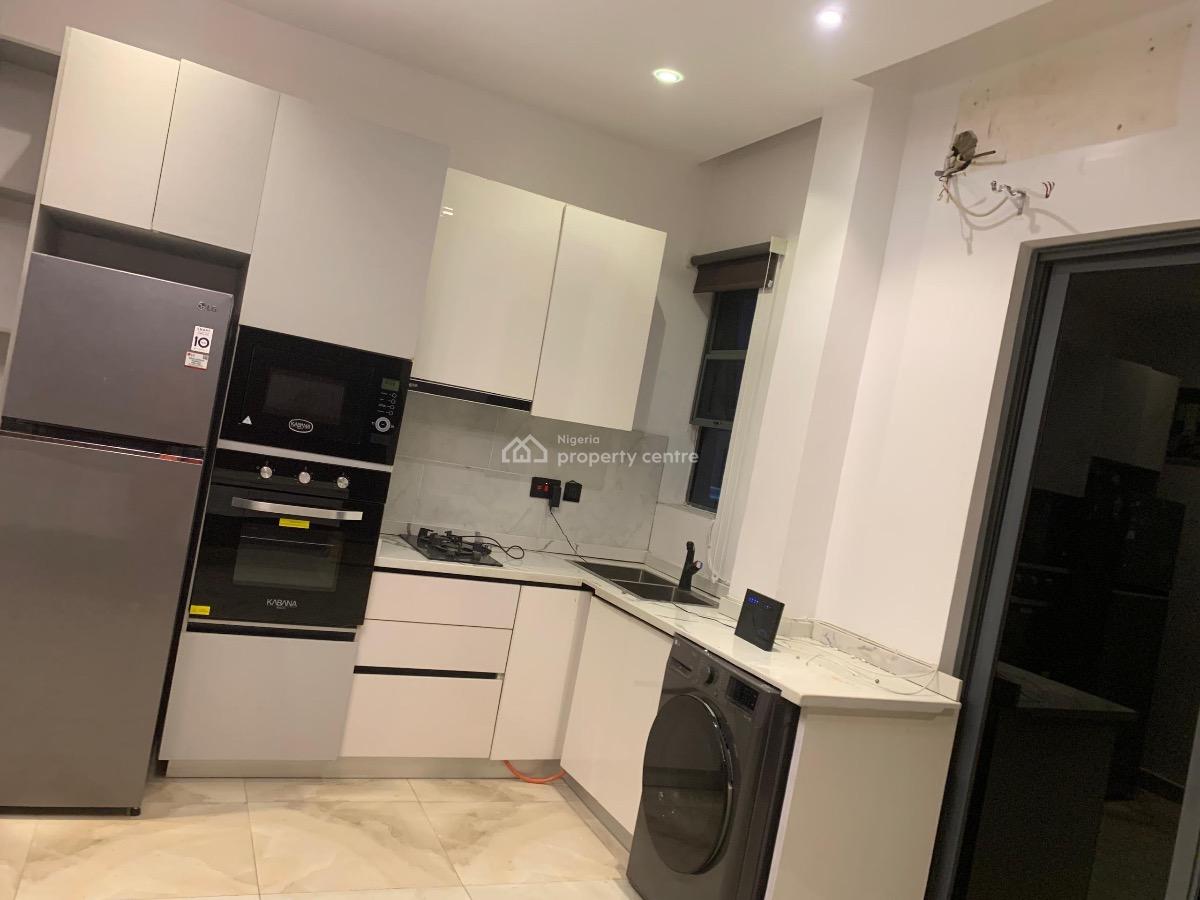 Serviced 1 Bedroom Flat, Off Freedom Way, Lekki Phase 1, Lekki, Lagos, Block of Flats for Sale