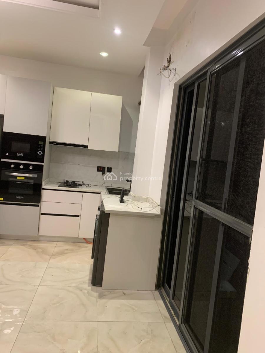 Serviced 1 Bedroom Flat, Off Freedom Way, Lekki Phase 1, Lekki, Lagos, Block of Flats for Sale