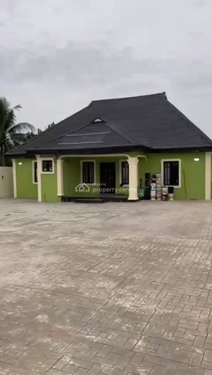 Standard 3-bedroom Bungalow with Large Dining, Ijako, Sango Ota, Ogun, Detached Bungalow for Sale