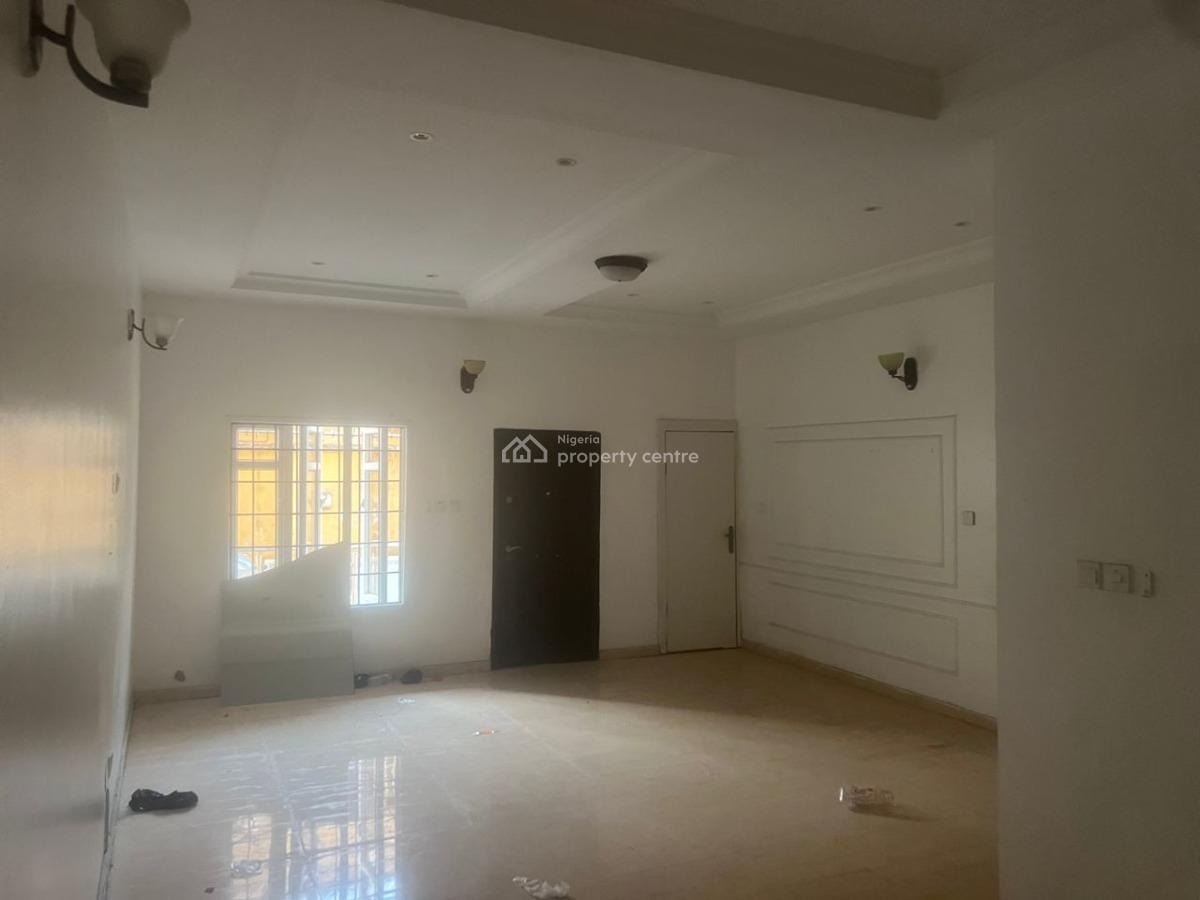 Spacious 2 Bedroom Apartment, Ikota, Lekki, Lagos, Flat / Apartment for Rent