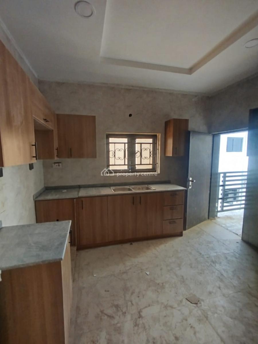 Brand New 2bedroom Flat on a Tarred Road, Jahi, Abuja, Flat / Apartment for Rent