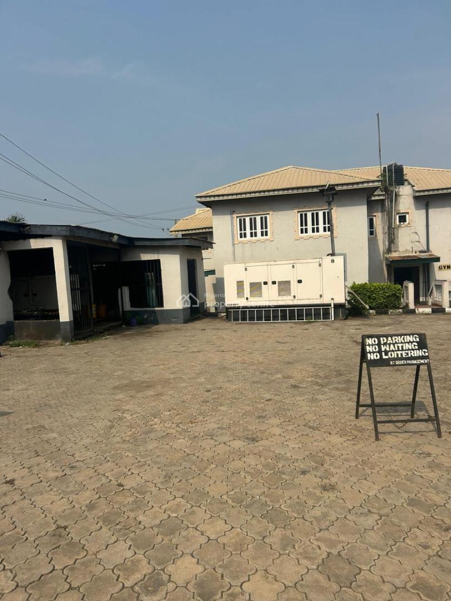 Well-maintained and Fully Operational Hotel Facility  Prime Location, Gra, Onikolobo, Abeokuta South Ogun State., Abeokuta South, Ogun, Hotel / Guest House for Rent