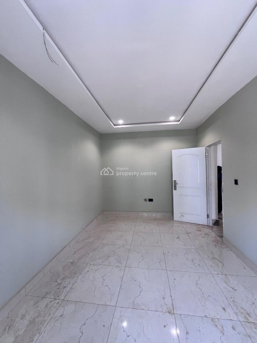 Newly Built 2 Bedroom, Fish Market Area, Karmo, Abuja, Flat / Apartment for Sale