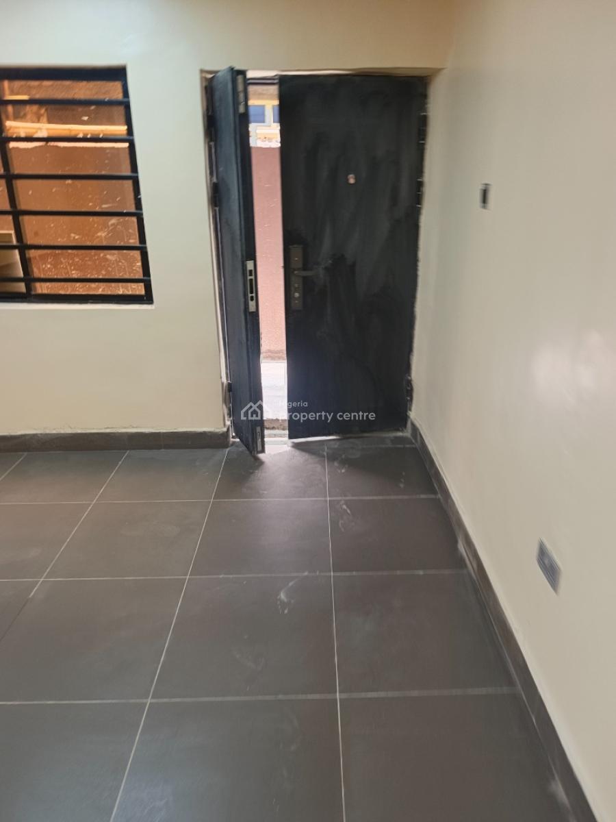 Open Plan Office Spcae, Ilepo Agege Alimosho Lga, Agege, Lagos, Office Space for Rent