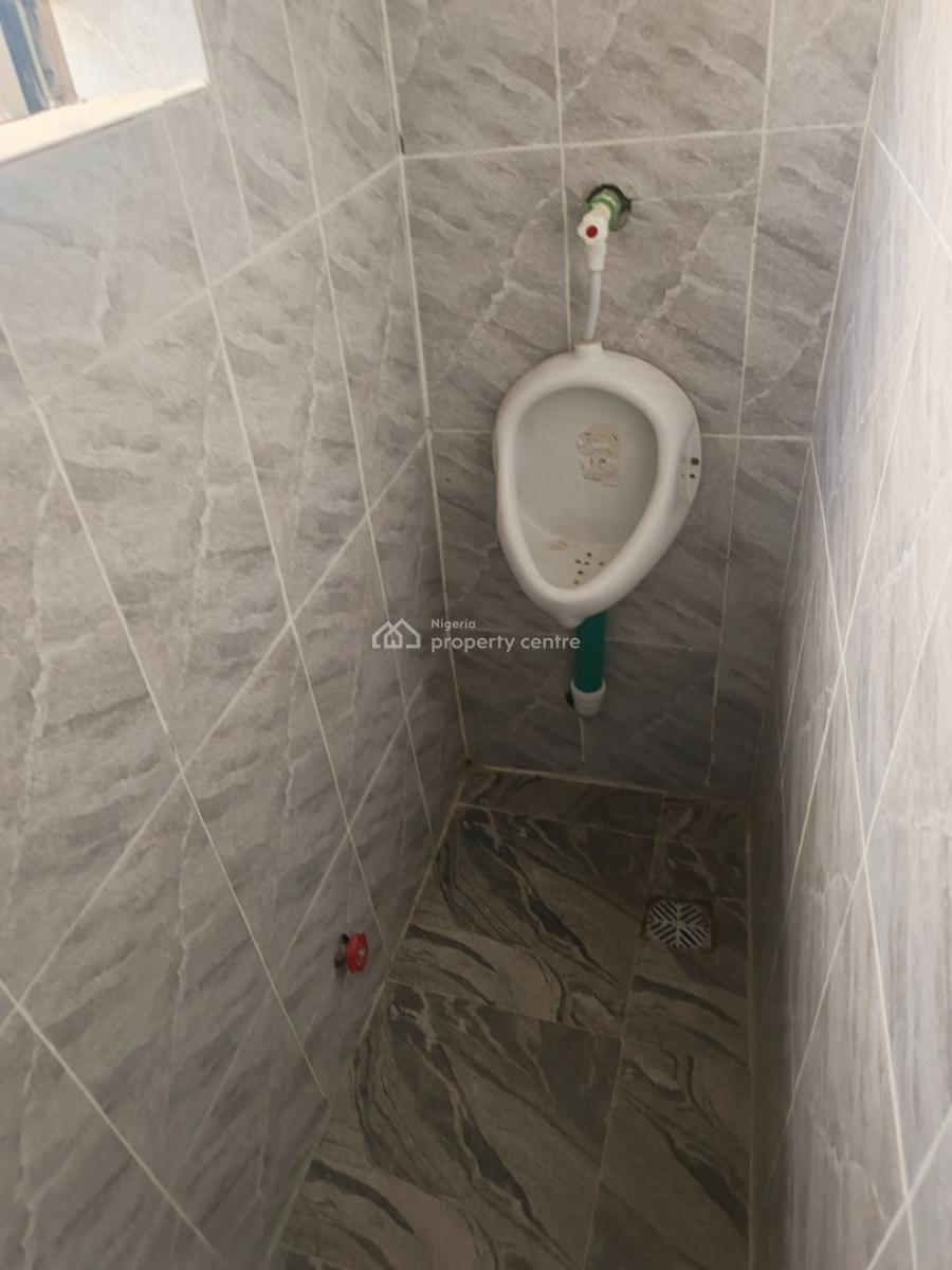 Open Plan Office Spcae, Ilepo Agege Alimosho Lga, Agege, Lagos, Office Space for Rent