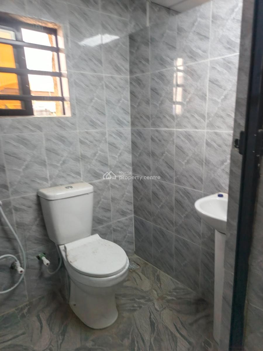 Open Plan Office Spcae, Ilepo Agege Alimosho Lga, Agege, Lagos, Office Space for Rent