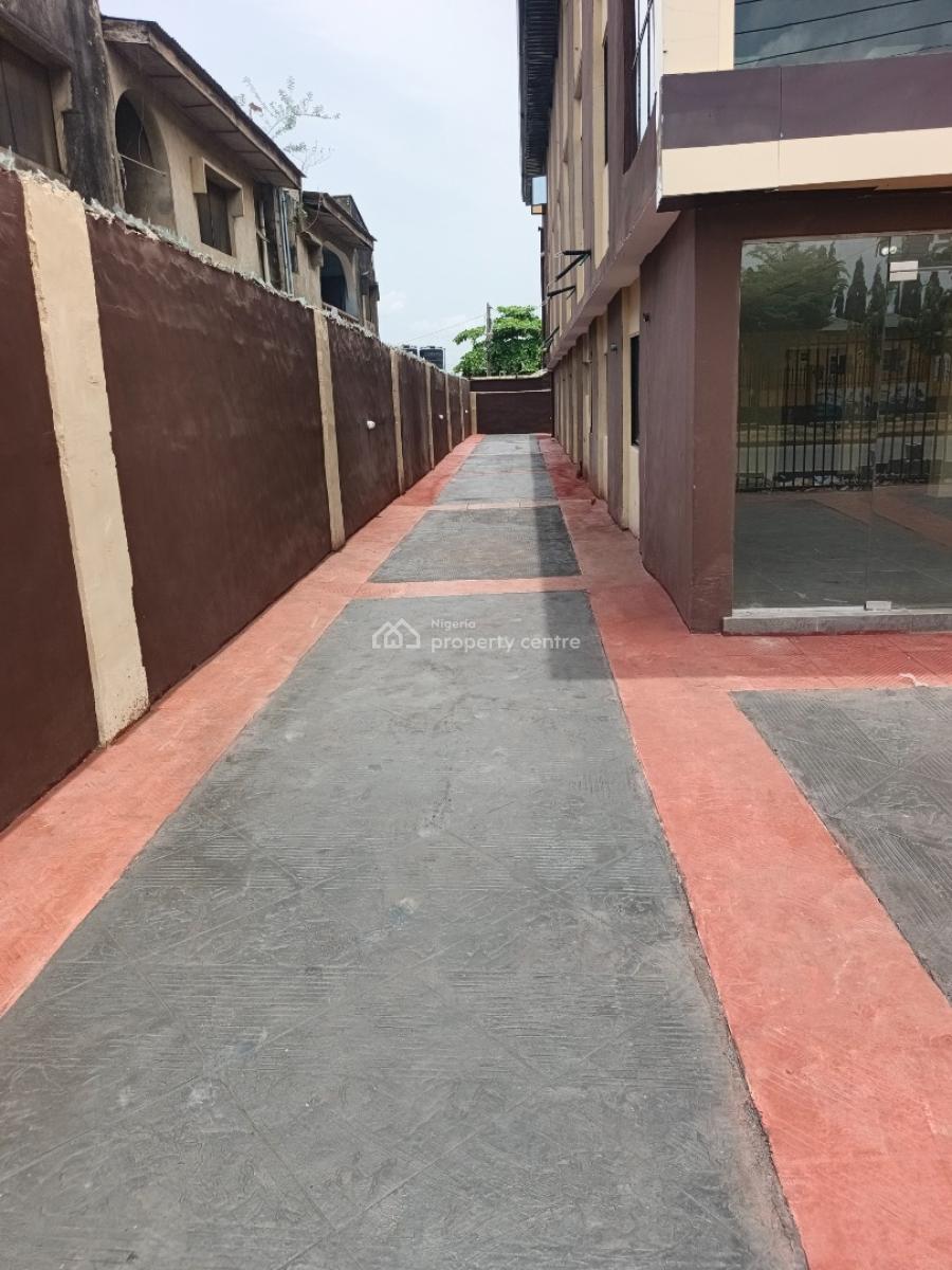 Open Plan Office Spcae, Ilepo Agege Alimosho Lga, Agege, Lagos, Office Space for Rent